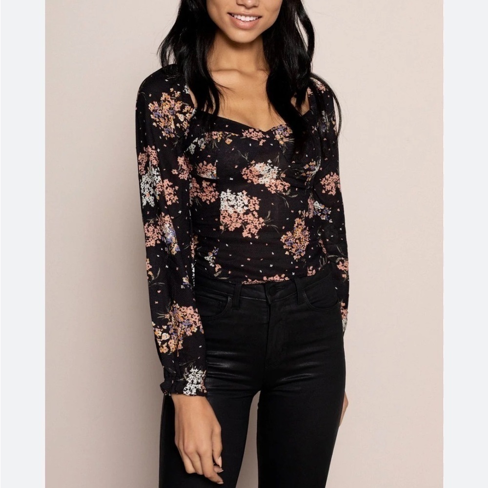 Audrey 3+1 Floral Dreams Black Sweetheart Smocked Crop Top Size Small